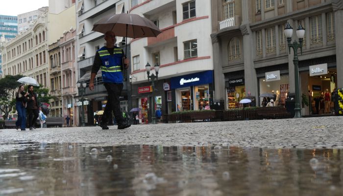 Chuva volta ao Paraná a partir do fim de semana, prevê o Simepar